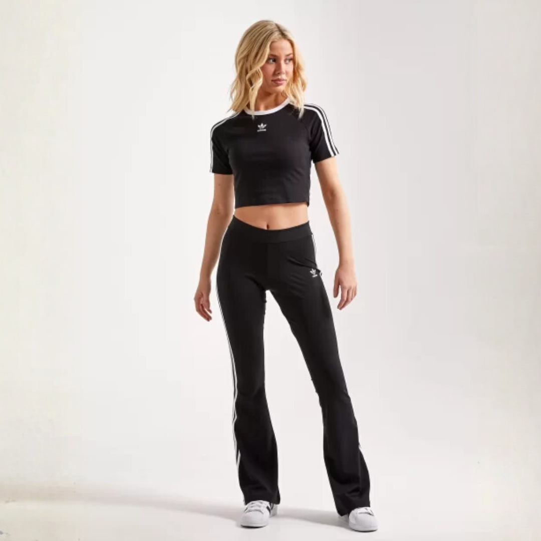 Remera tres franjas baby tee- Negra